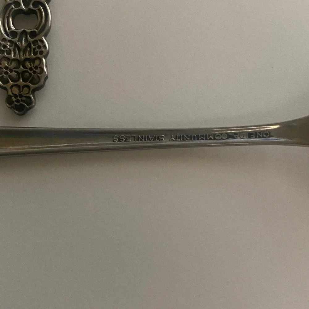 Vintage Oneida Stainless Cocktail/ Shrimp Set Of 4 Forks